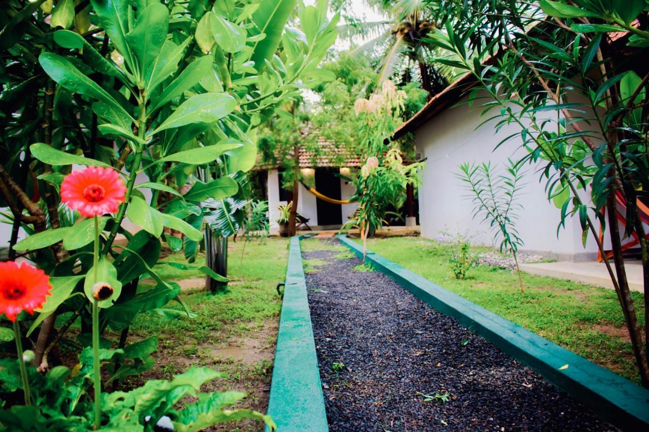 Star Light Cabanas & Restaurant Vila Tangalle Exterior foto